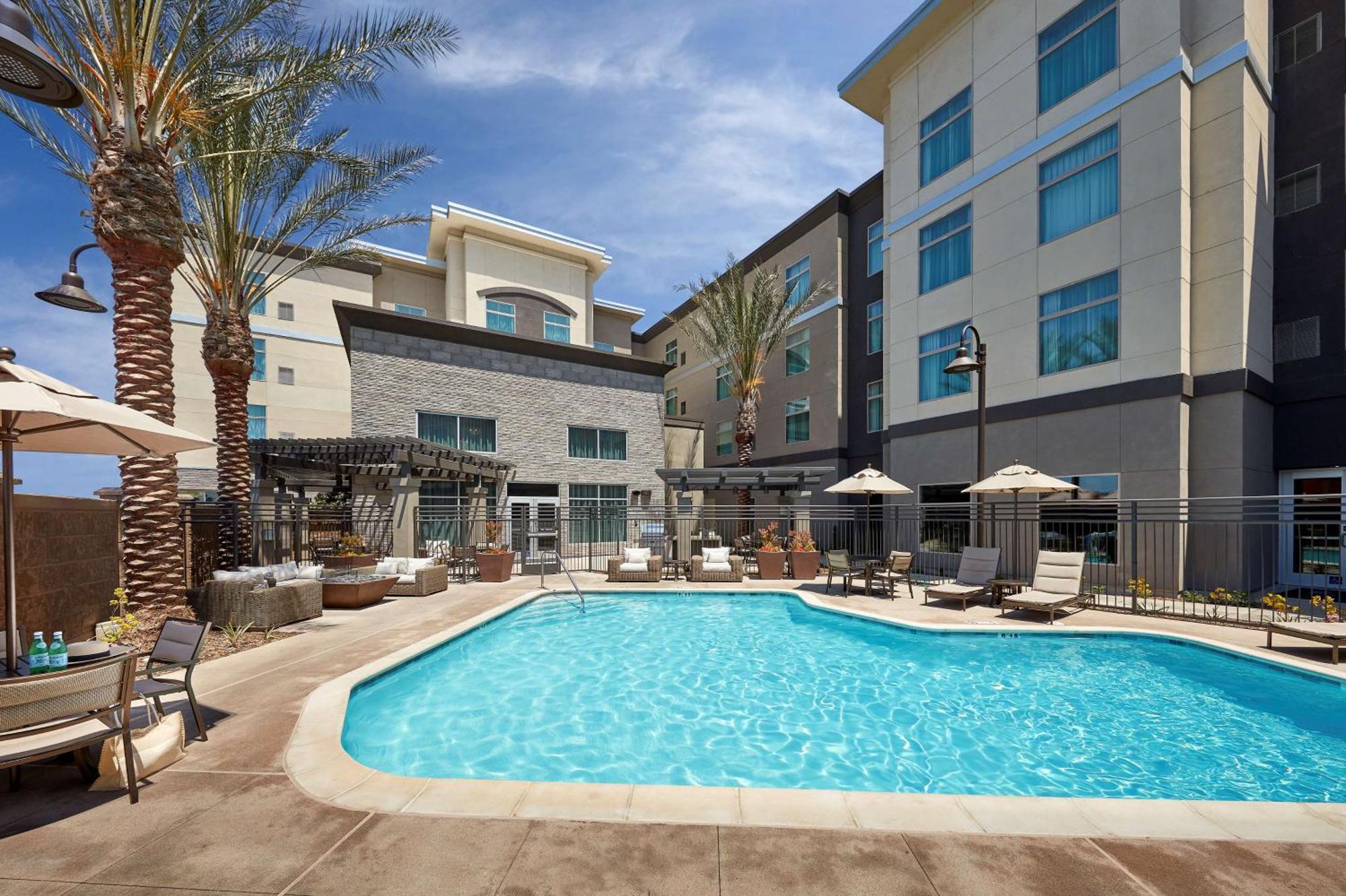 Homewood Suites By Hilton Los Angeles Редондо Бийч Екстериор снимка